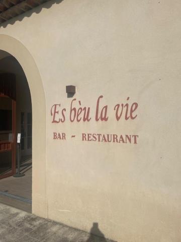 マルモール Les Cistes Bed & Breakfast エクステリア 写真
