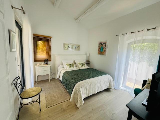 マルモール Les Cistes Bed & Breakfast エクステリア 写真
