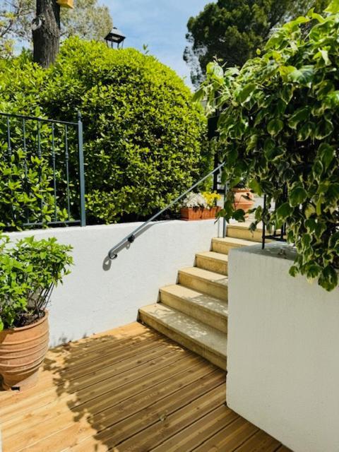 マルモール Les Cistes Bed & Breakfast エクステリア 写真